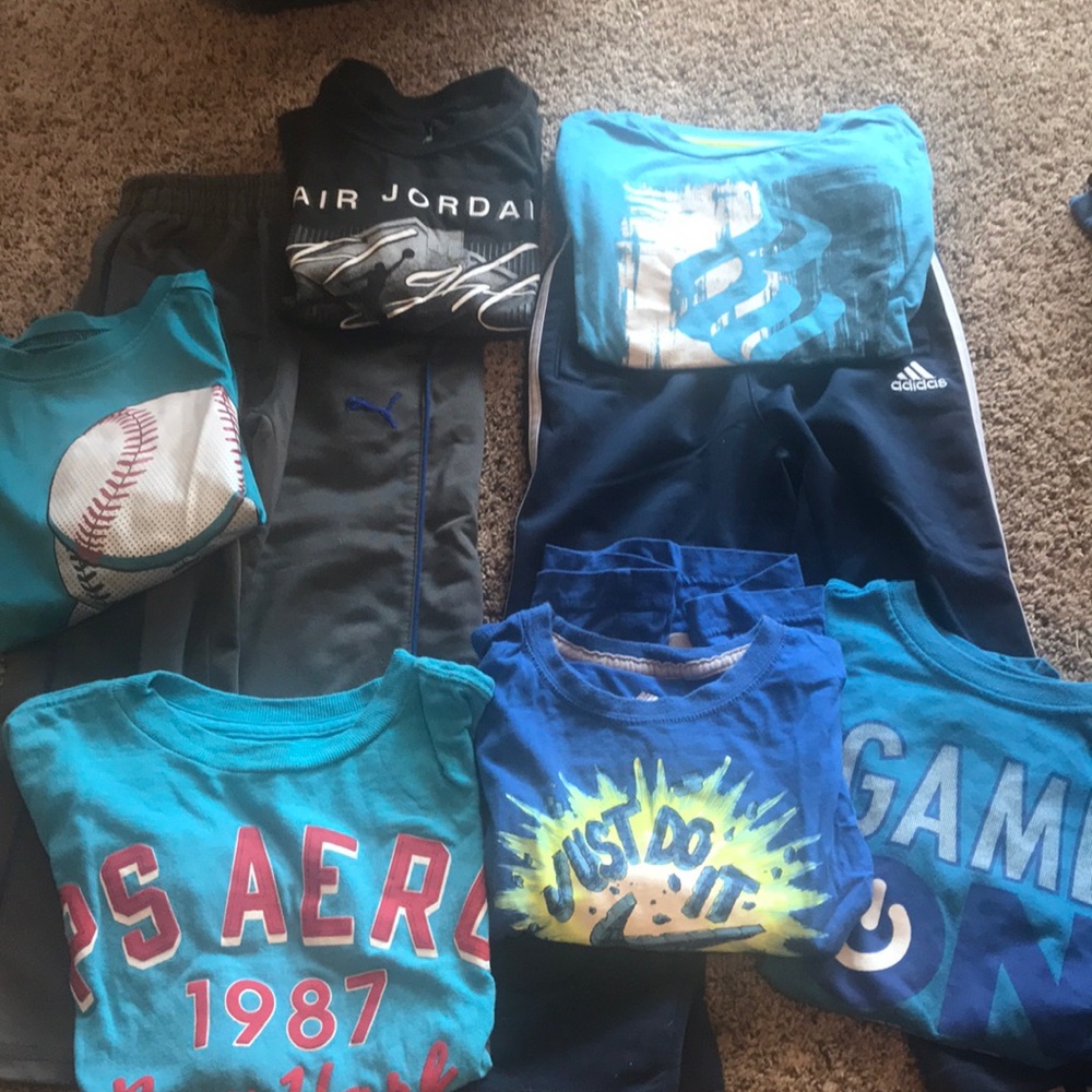 Size 4 boys lot of clothes